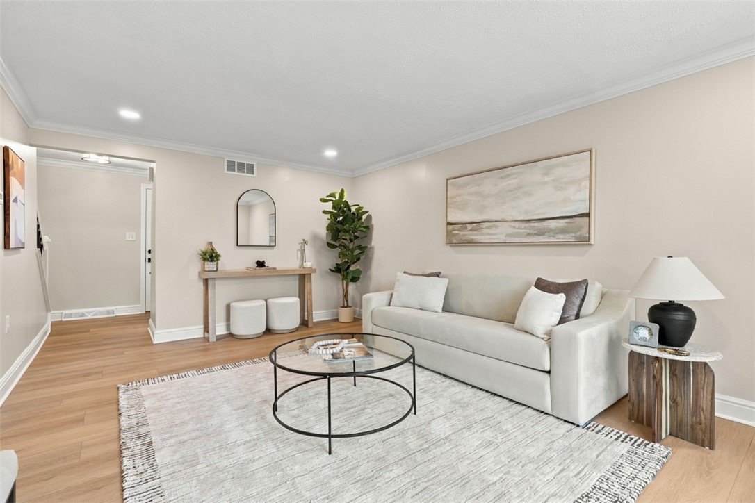 216 Catalpa