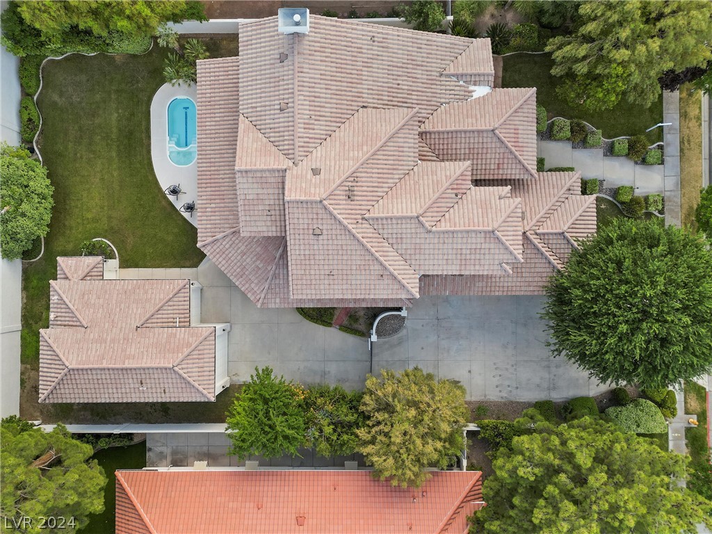2264 Buckingham Court