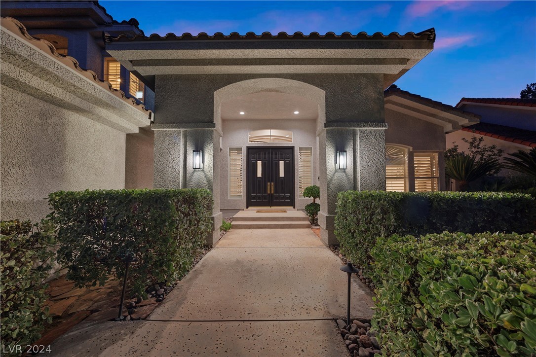 2264 Buckingham Court
