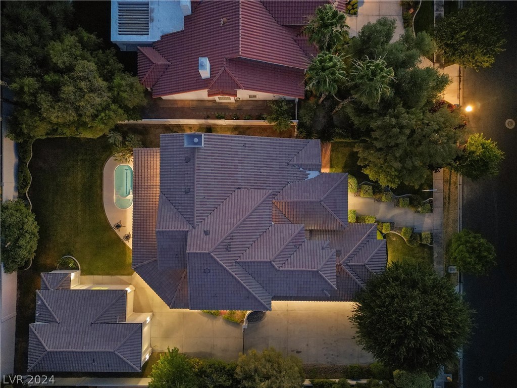 2264 Buckingham Court