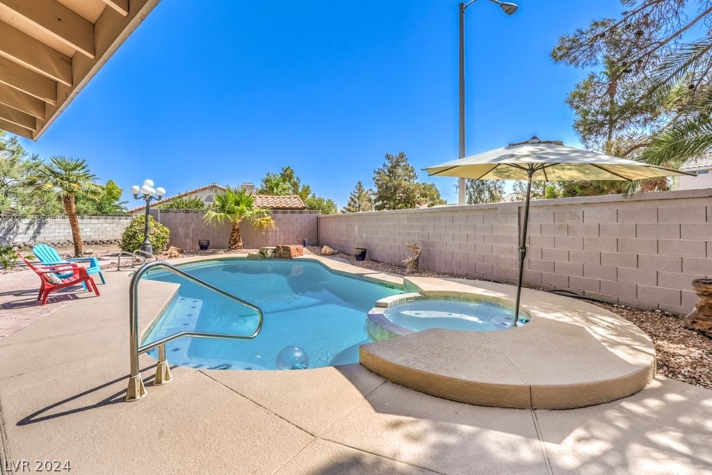142 Kachina Drive