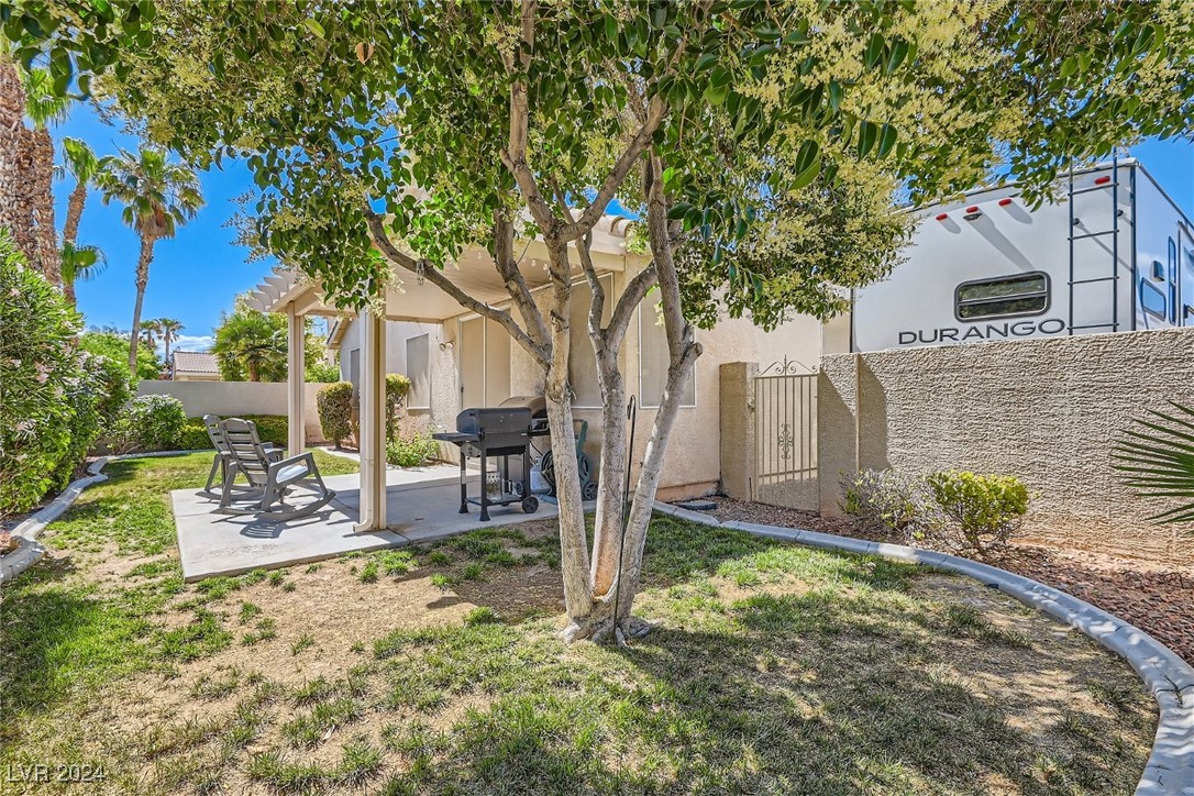 4821 Pounding Surf Avenue