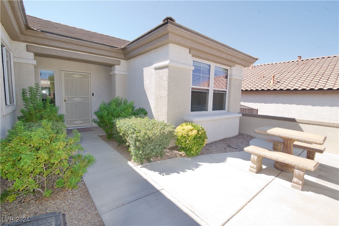 3011 Hickory Valley Road