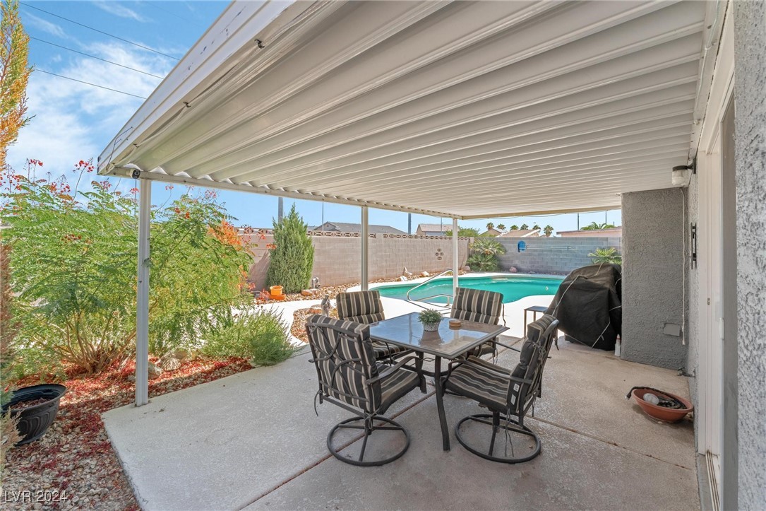 5116 Vista Del Rancho Way