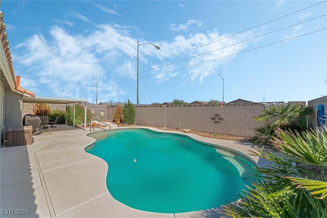 5116 Vista Del Rancho Way