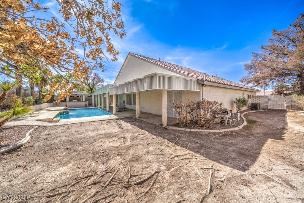 1260 Honey Lake Street