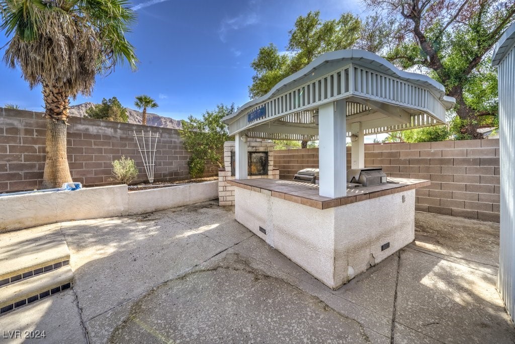 1260 Honey Lake Street