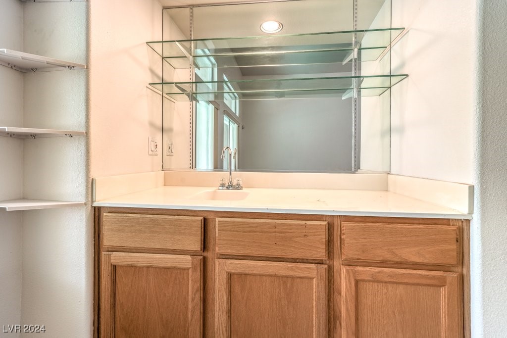 1260 Honey Lake Street