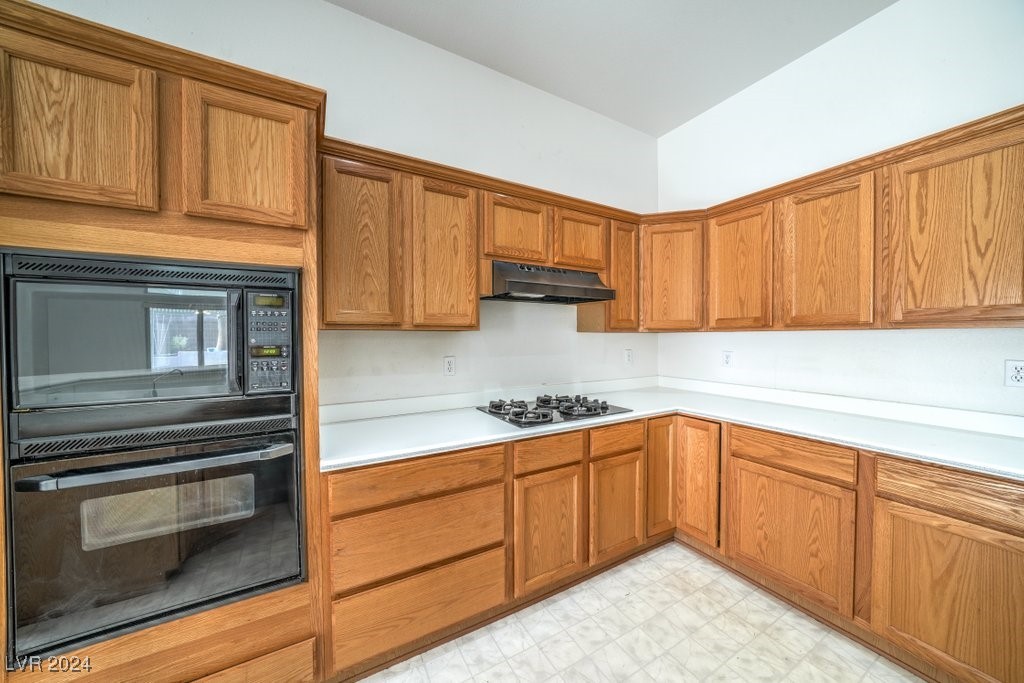 1260 Honey Lake Street