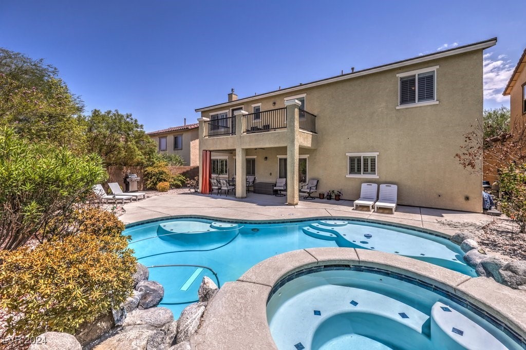 853 Valley Moon Court