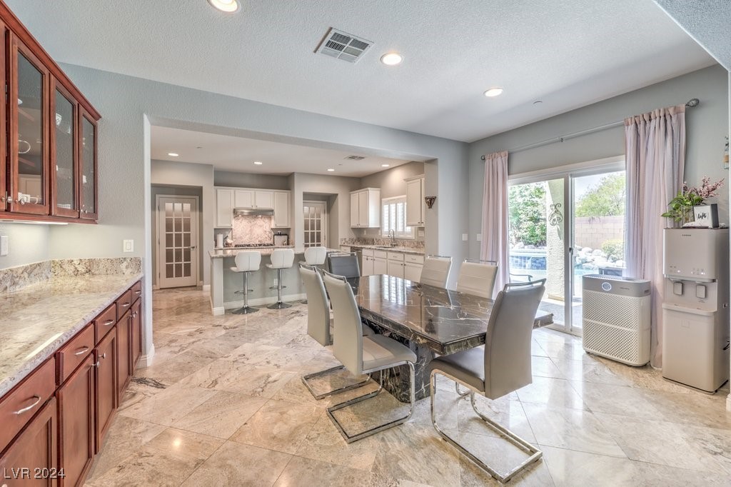 853 Valley Moon Court