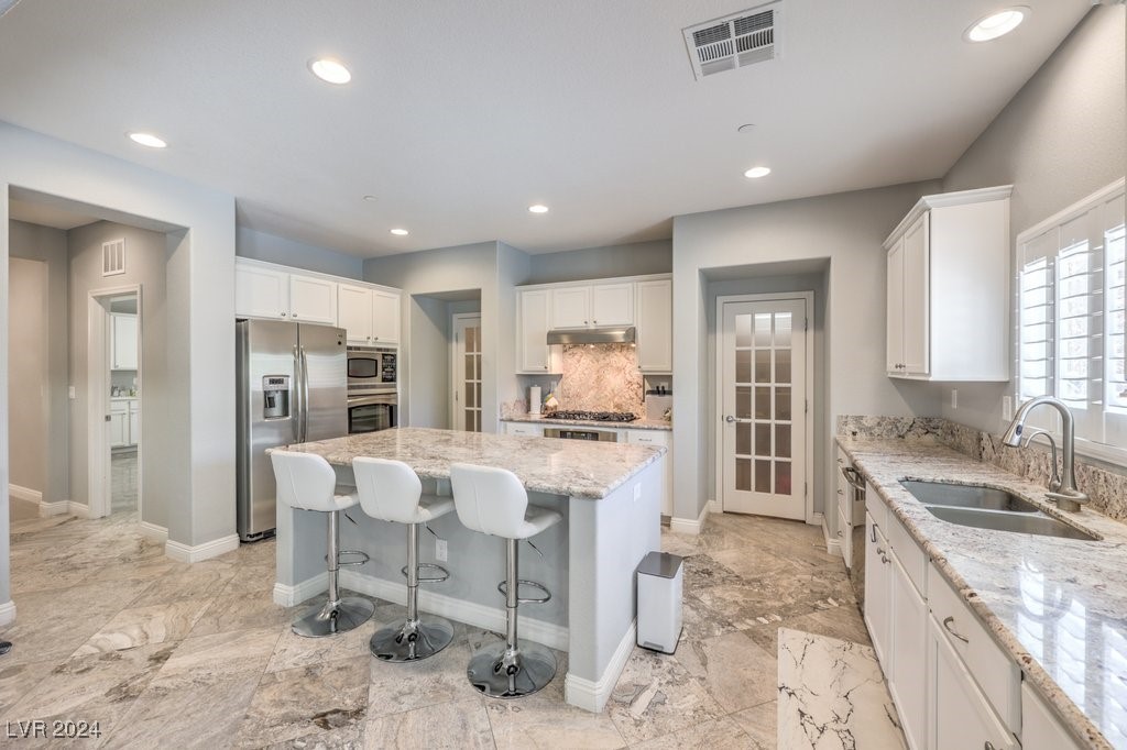 853 Valley Moon Court