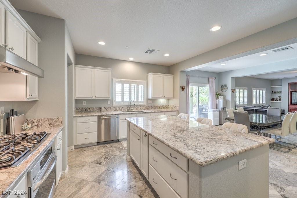 853 Valley Moon Court