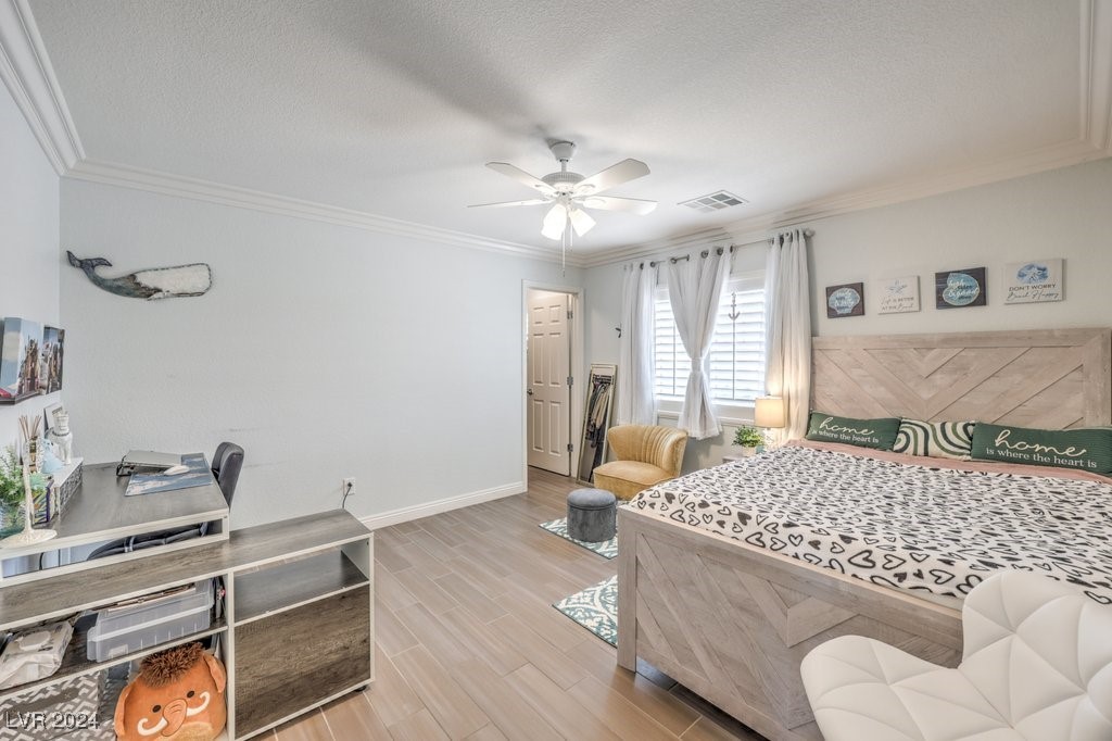 853 Valley Moon Court