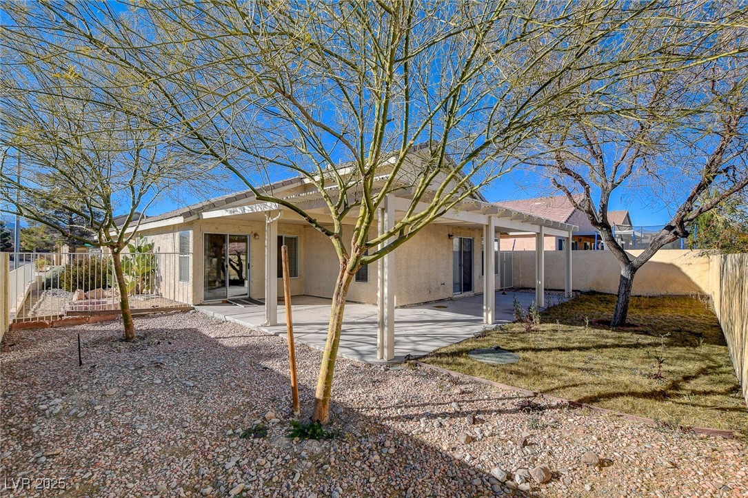 7300 Mountain Thicket Street