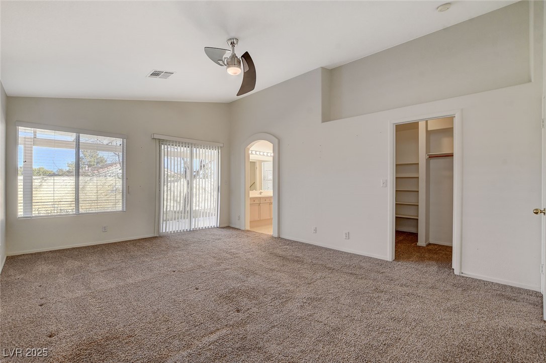 7300 Mountain Thicket Street