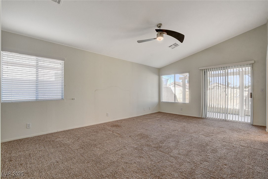 7300 Mountain Thicket Street