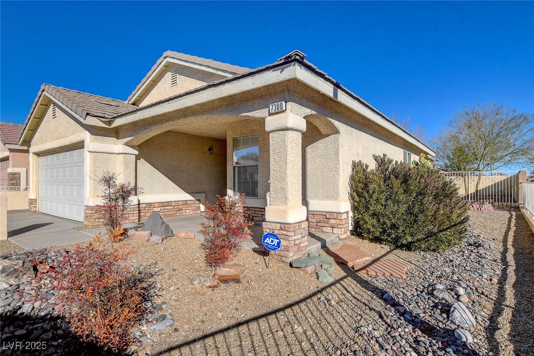 7300 Mountain Thicket Street