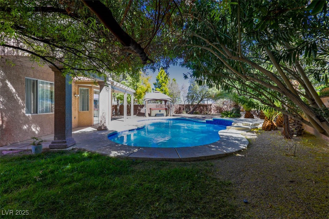 10301 Tower Ridge Avenue