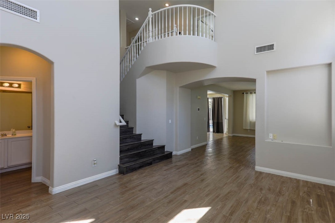 10301 Tower Ridge Avenue