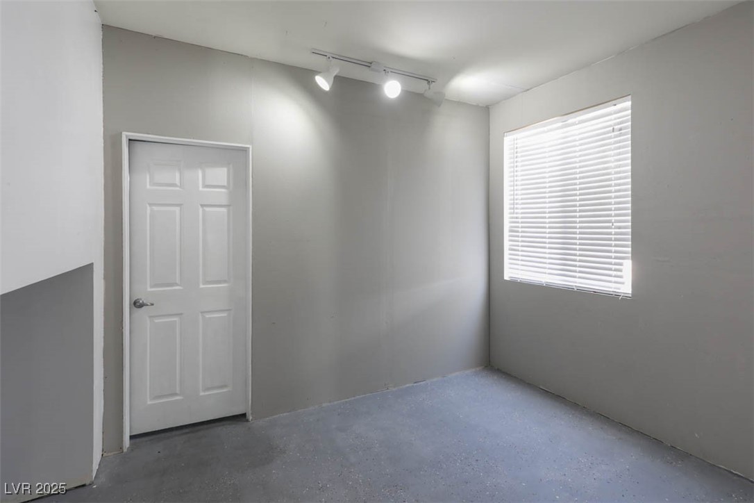 10301 Tower Ridge Avenue