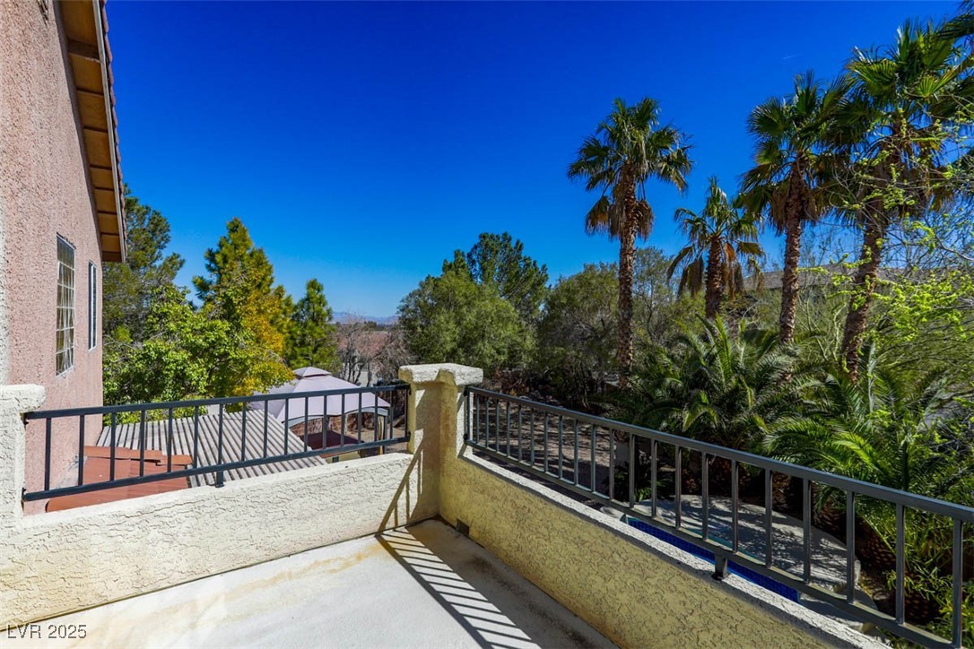 10301 Tower Ridge Avenue