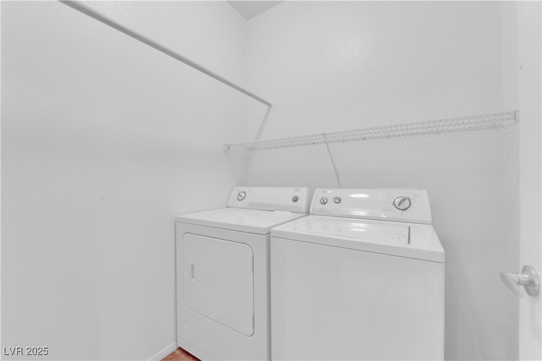 1525 Spiced Wine Avenue 10102