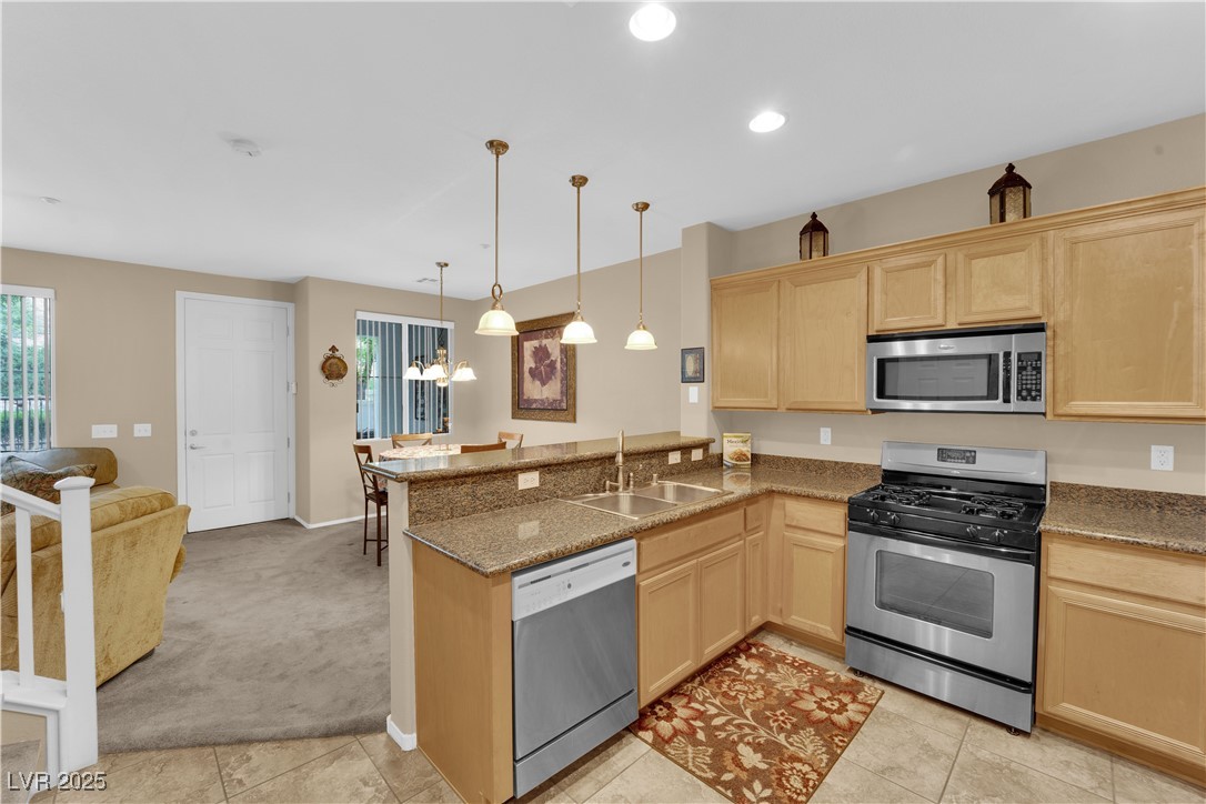1525 Spiced Wine Avenue 10102