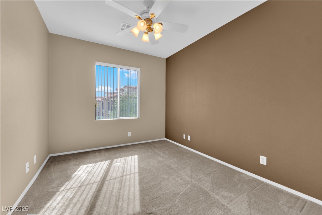 1525 Spiced Wine Avenue 10102