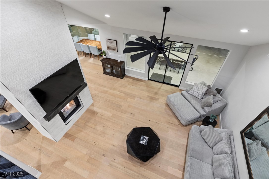2268 Buckingham Court