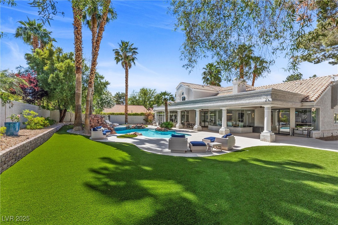 2268 Buckingham Court