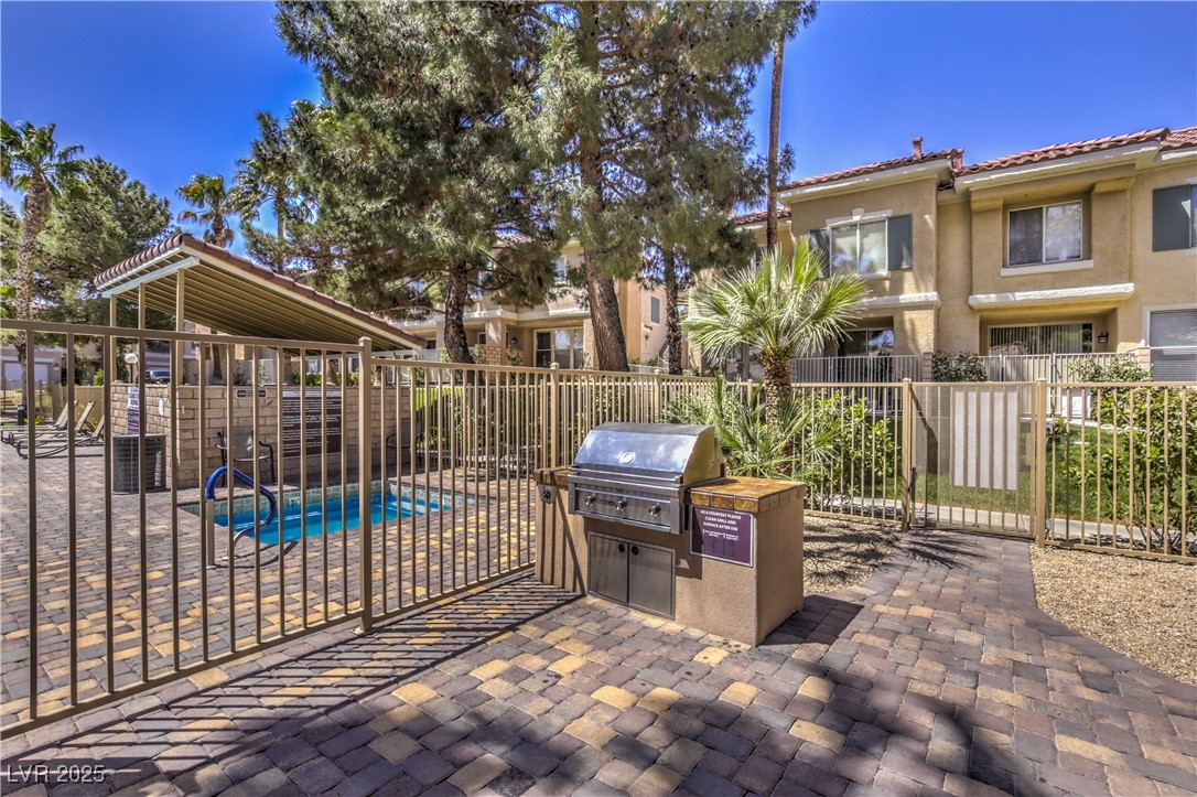 251 South Green Valley Parkway 1421