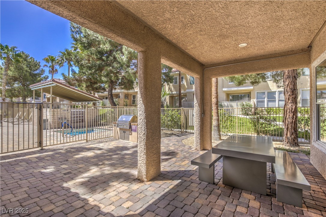 251 South Green Valley Parkway 1421