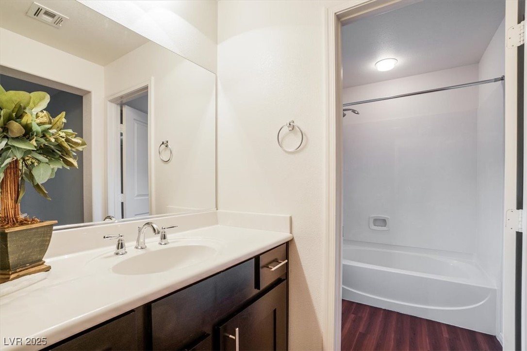 11334 Colinward Avenue