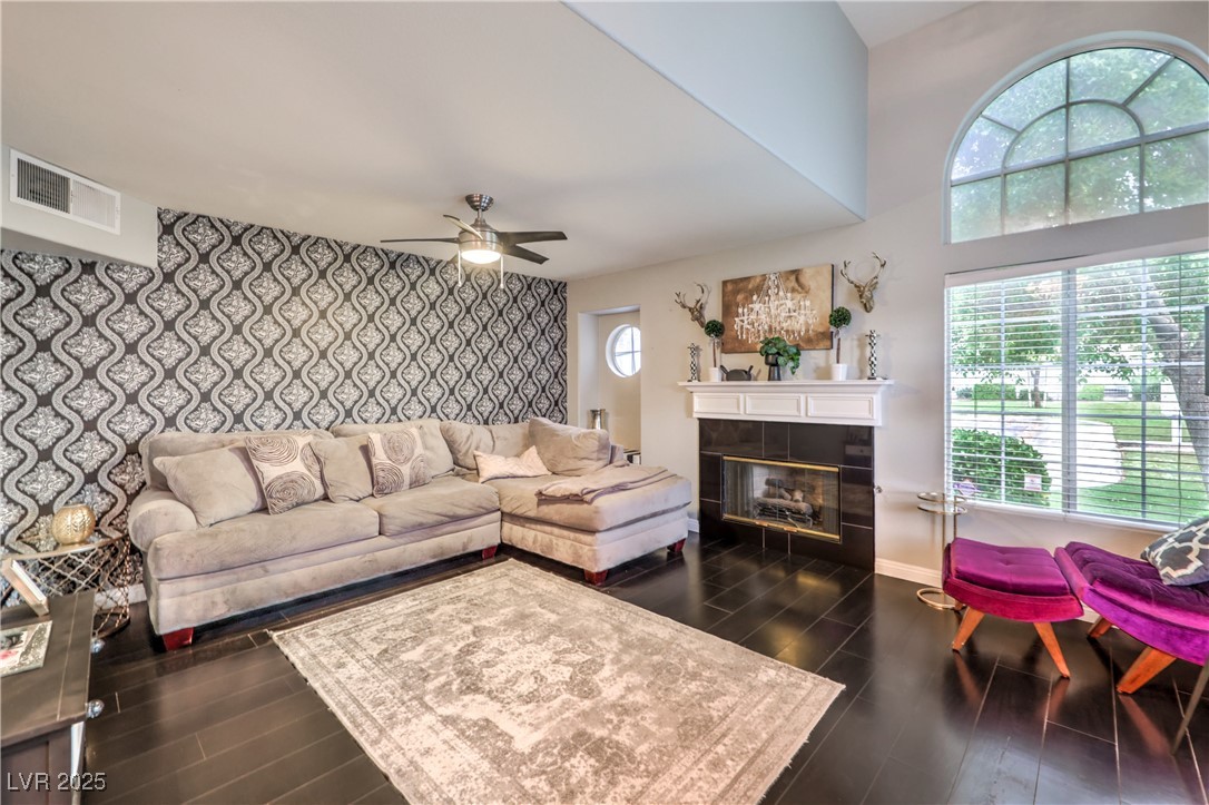 2906 Apogee Lane