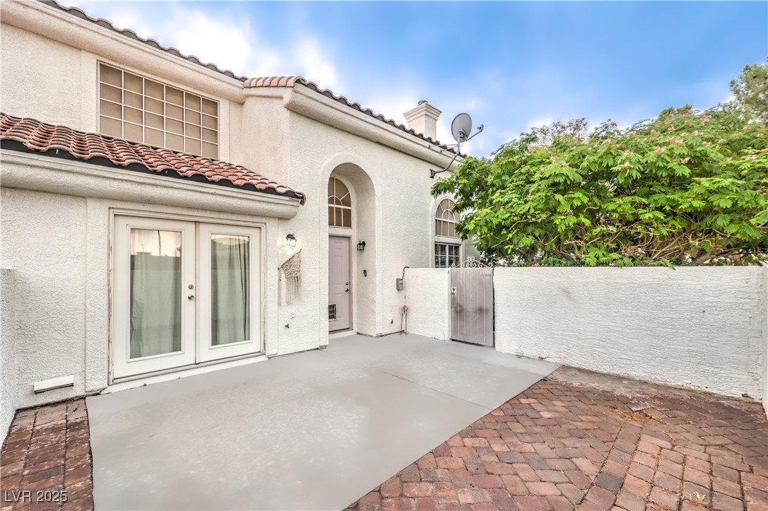 2906 Apogee Lane