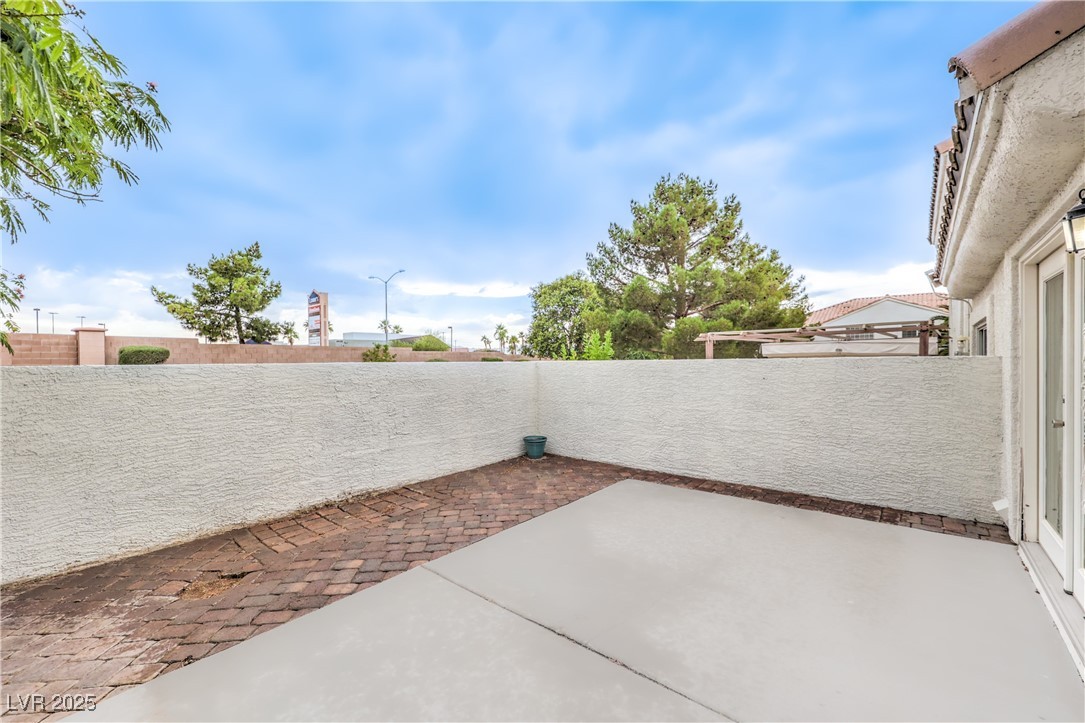 2906 Apogee Lane