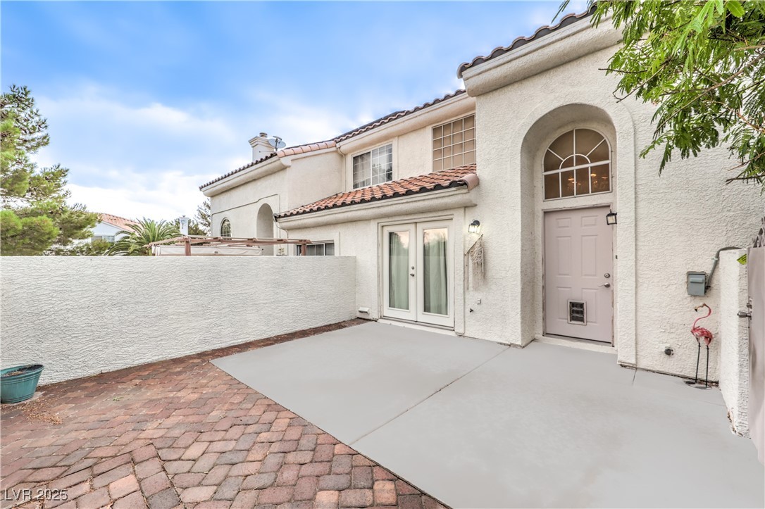 2906 Apogee Lane