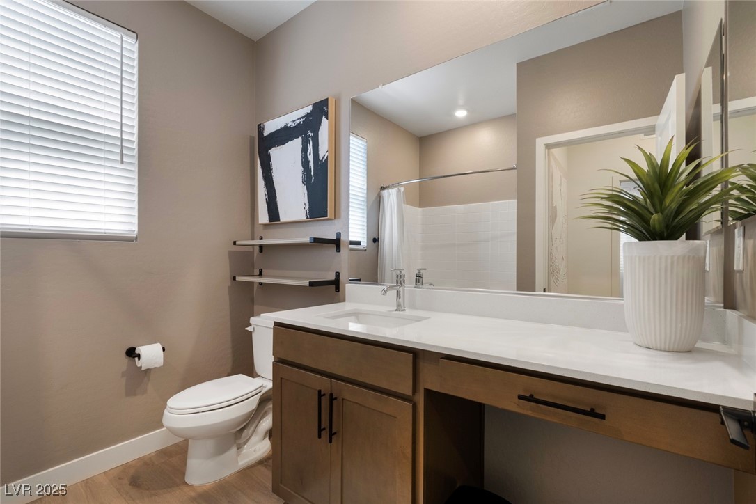 1563 Rock Kestrel Street