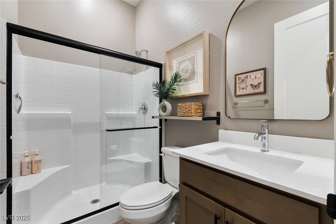 1563 Rock Kestrel Street