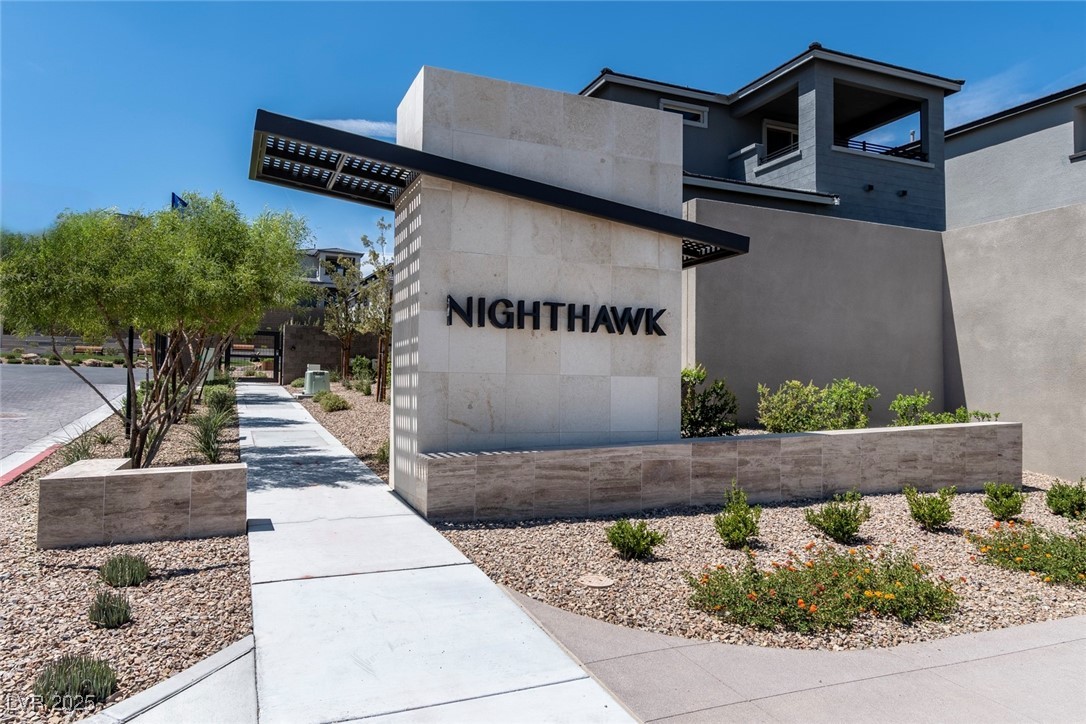 1563 Rock Kestrel Street