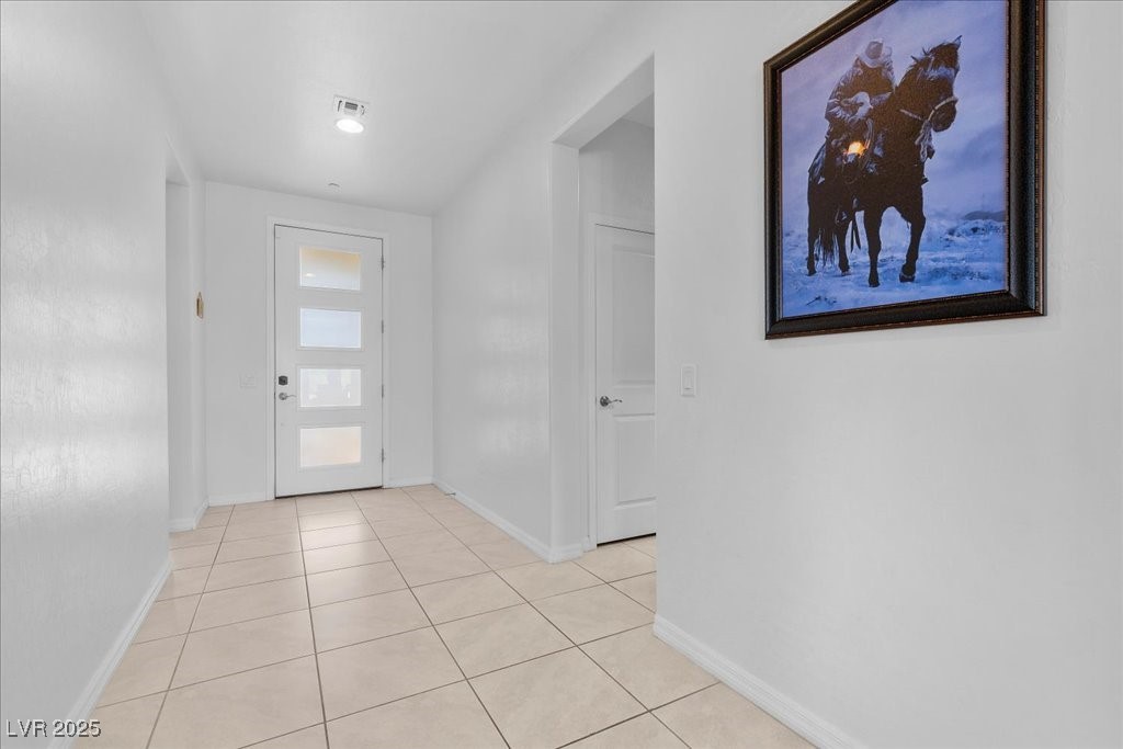 8 Lecco Lane
