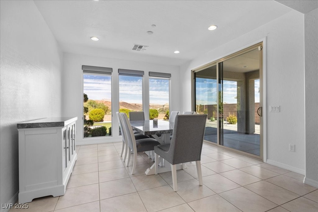 8 Lecco Lane