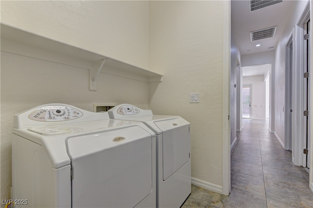 225 Palmetto Pointe Drive