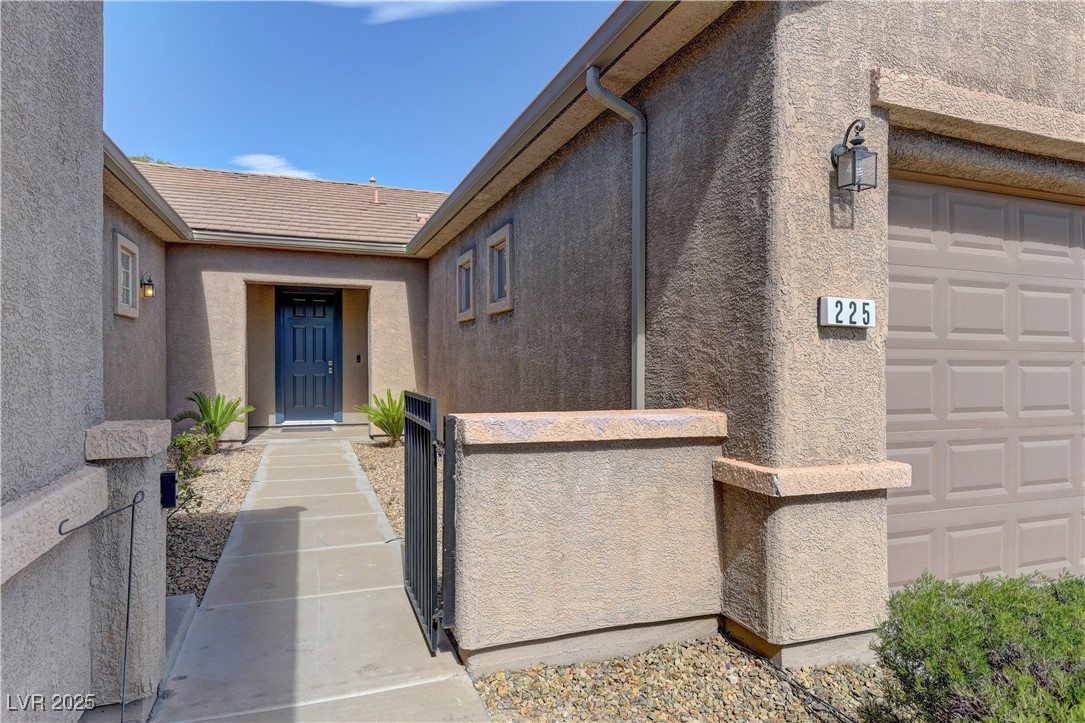 225 Palmetto Pointe Drive