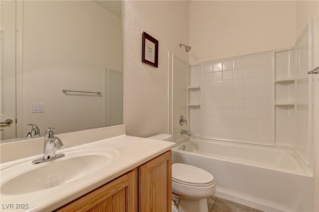 225 Palmetto Pointe Drive