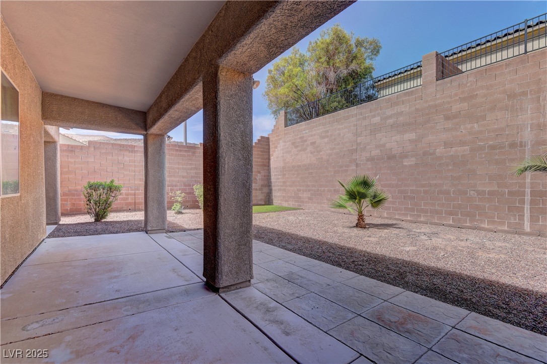 225 Palmetto Pointe Drive