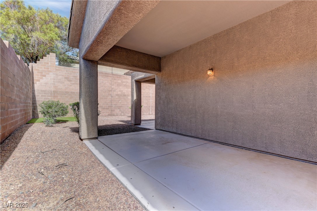 225 Palmetto Pointe Drive