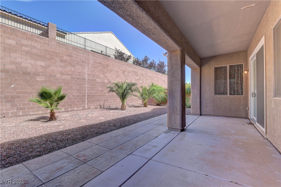 225 Palmetto Pointe Drive