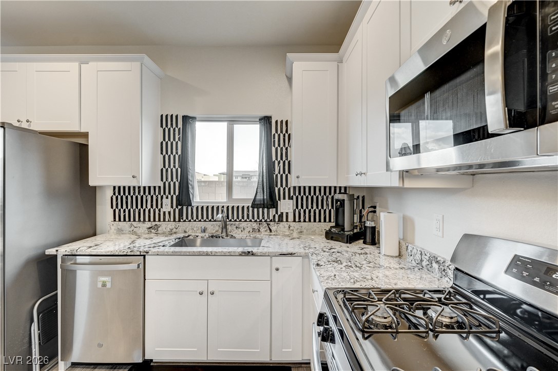 5468 Enchanted Rose Street